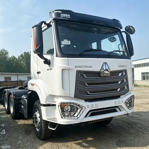 Camions tracteurs Sinotruk HOWONX neufs et d'occasion 6x4 6x6 RHD Diesel Manuels 371HP 380HP 400HP 430HP à vendre - Product Image 6