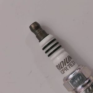 Pièces automobiles NGK autorisées <span class=keywords><strong>à</strong></span> la vente de bougies d'allumage d'origine authentiques 3144 DCPR7EIX OEM 1179 3605 6046 IKR7A pour PORSCHE/<span class=keywords><strong>Chevrolet</strong></span> - Product Image 5