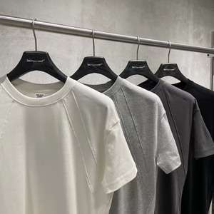 Camiseta de hombre personalizada, informal, con diseño de empalmes, estampada, mezcla de poliéster/algodón, 220g, de secado rápido, anti-UV, transpirable, de corte holgado, con contraste. - Product Image 2