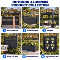 Solution complète en aluminium pour villas : Ensemble de portail éclairé, clôture, pergola, écran d'intimité, jardinières et mur végétal en panneaux perforés