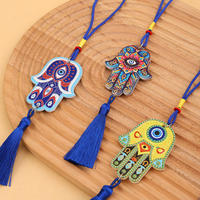 Pendentif 3D en résine œil porte-bonheur religieux – Décorations en gros en promotion – Fabriqué avec soin et doté d'un design unique en forme de main
