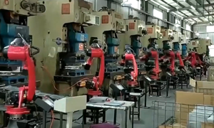 Machine de découpe laser 3D à bras robotisé articulé Borunte, directement de l'usine, pour la découpe de métaux avec composants d'engrenage à roulement, 220V 3.5KW - Product Image 4