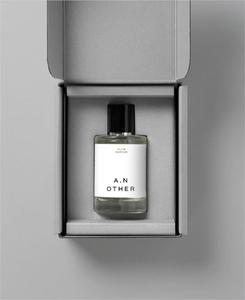 Hộp giấy đựng nước hoa cao cấp, thiết kế theo tiêu chuẩn ISO 9001, in nổi, bao bì mỹ phẩm trống, dành cho nước hoa - Product Image 3