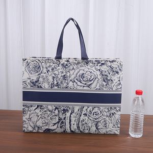 Borsa personalizzata per la spesa in tessuto riciclabile stampata su misura con Logo - Product Image 4