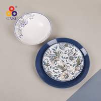 Assiettes à dîner en céramique imprimée florale Lot de 4 assiettes modernes en grès bleu Vaisselle élégante pour la maison et le restaurant