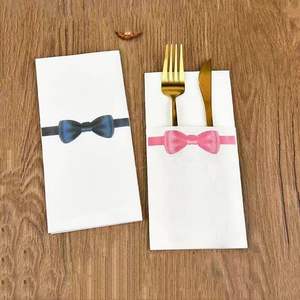 <span class=keywords><strong>Serviette</strong></span> en lin <span class=keywords><strong>jetable</strong></span> <span class=keywords><strong>pré</strong></span>-<span class=keywords><strong>pliée</strong></span> bleu marine 1 pli avec poche à couverts intégrée Style sac coloré pour les mariages dîners - Product Image 3