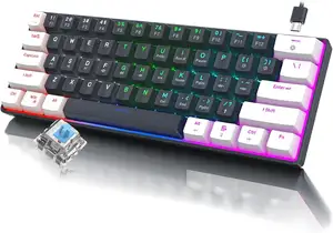 Tastiera da gioco meccanica per il 60% con cavo rimovibile di tipo C ergonomico e durevole Mini tastiera da gioco bianca con interruttori rossi