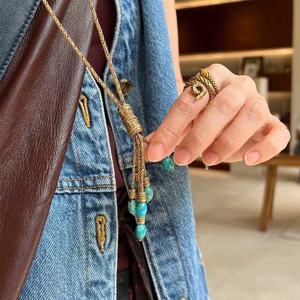 Collier bohème en laiton et turquoise écologique avec un design à pampilles superposées, chaîne à maillons, pour tous les jours et les fêtes, pour femmes - Product Image 4