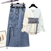 Ensemble deux pièces pour femmes grandes tailles, style doux, chemise ample à col en V, design tendance, jupe en jean à taille cintrée