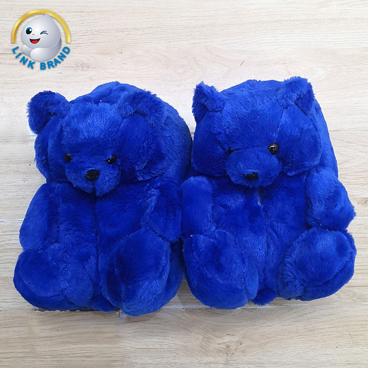 Ours bleu profond