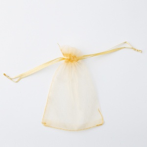 Sacs en <span class=keywords><strong>organza</strong></span> de polyester en gros 7x9cm, petite pochette cadeau, accepte la personnalisation, tissu en maille douce, <span class=keywords><strong>sac</strong></span> d'emballage pour bijoux de Noël - Product Image 4
