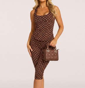 Conjunto Deportivo de Verano con Top sin Mangas y Pantalones Capri, Estilo Corsé con Estampado de Puntos de Chocolate, en Tela Crepé, para Yoga - Product Image 2