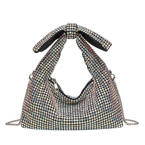 Sac de soirée pour femme en strass et cristaux, avec rabat et chaîne, léger et portable, idéal pour les dîners et les mariages - Product Image 2