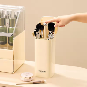 กล่องเก็บเครื่องสำอางกันฝุ่นแบบกด Huyo Plastic Press Type สำหรับแปรงแต่งหน้า ลิปสติก ขนตา รุ่น OEM จากจีน สำหรับวางบนโต๊ะเครื่องแป้ง - Product Image 4