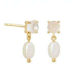 Pendientes Clásicos de Perlas de Agua Dulce Chapados en Oro, Forma de Gota de Agua, Engaste de Garra, Joyería para Uso Diario de Mujer - Product Image 1