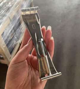 Crochets et supports de <span class=keywords><strong>gouttière</strong></span> en alliage d'aluminium de 6 pouces, anti-corrosion, style K, fixation rapide par vis pour appartements - Product Image 3