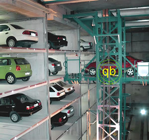 Système de stationnement hydraulique multi-espaces de stockage vertical d'ascenseur de stationnement de <span class=keywords><strong>garage</strong></span> d'empilage de voiture indépendant entièrement automatique - Product Image 1