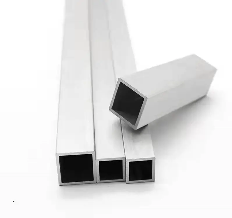 أنابيب ألمنيوم مربعة مستطيلة الشكل بأحجام قياسية من المصنع للأبواب والنوافذ ، والدرابزين ، وإطارات الصور