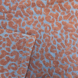 Funda de Almohada de Mezclilla Lavada con Diseño de Corazón de Chenilla Jacquard de 30*50CM, Fundas de Cojín de Algodón y Mezclilla, Fundas de Almohada Modernas de Estilo Rústico - Product Image 4