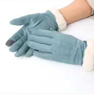 Gants d'hiver noirs en daim synthétique jacquard de haute qualité, confortables, nouveau design, chauffants, écran tactile, fabriqués aux États-Unis, logo personnalisé - Product Image 4