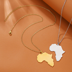 Collier avec carte de l'Afrique en acier inoxydable, pendentif plaqué or 18 carats, bijoux unisexe, cadeau - Product Image 1