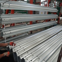 Barrière routière à trois vagues en acier galvanisé pour la protection des gabillons et des barrières de circulation en Chine