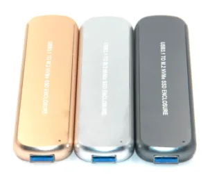 M2 SSD Case NVME Enclosure USB 3.1にPCI-E NVME M.2 SSD Hard Disk Case Box External Hard Drive Caseため2242/2260/2280 M.2 SSD