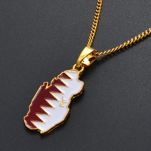 Fabricante esmalte <span class=keywords><strong>Qatar</strong></span> bandera colgante collar acero inoxidable 18K chapado en oro esmaltado <span class=keywords><strong>Qatar</strong></span> mapa cadena collar - Product Image 3