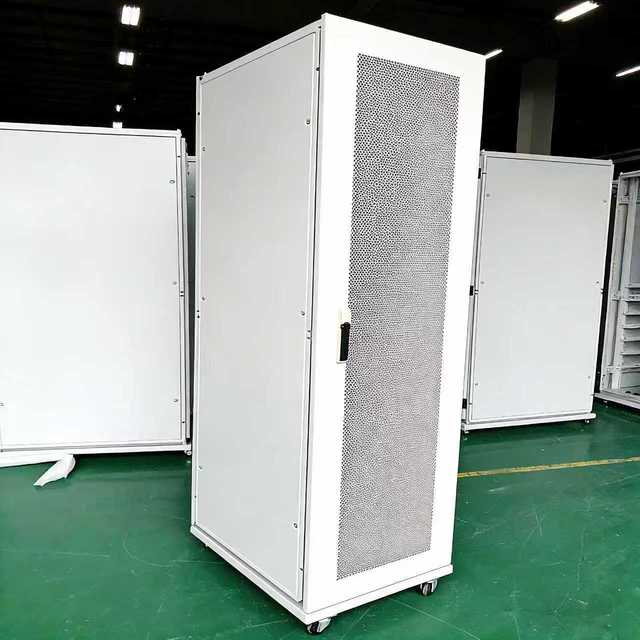 47U floor standing network cabinet high server rack cabinet, suitable for 19 inch data center rack equipment 600 * 1000