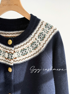 Cárdigan <span class=keywords><strong>Azul</strong></span> <span class=keywords><strong>Marino</strong></span> Informal y Transpirable 100% Cachemira con Diseño Floral en el Pecho y Botones Dorados para <span class=keywords><strong>Mujer</strong></span> - Product Image 5