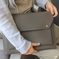 Housse plate personnalisée de 13 pouces en cuir PU pour ordinateur portable, sac de protection de style mignon pour MacBook et PC portables