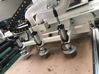Machine de nesting CNC pour le travail du bois avec tête de perçage, système de chargement/déchargement automatique, 5 axes, broche 6KW, contrôle LNC, composants moteur essentiels