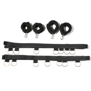 Ensemble de Contrainte de Bondage Ajustable Sous le Matelas avec Poignets et Sangles en Cuir PU Doux pour Jeux de Couple et Débutants en BDSM - Product Image 4