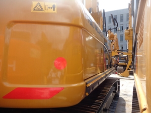 รถขุดมือสอง Caterpillar 320d (รุ่นปี 2016) สำหรับ 320d2/320dl พร้อมชุดปั๊มหลักสำคัญ ใช้งานมาแล้ว 2001-4000 ชั่วโมง ขาย - Product Image 6