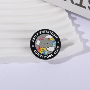 Daily Shitstorm Survivors Club esmalte Pin divertido lluvia nube Arco Iris broche solapa insignia divertido joyería accesorios regalo para amigos - Product Image 2