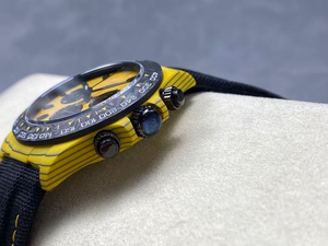 Montre mécanique automatique pour homme en fibre de carbone sur mesure de haute qualité avec mouvement ETA, réserve de marche luxueuse 4130 - Product Image 1