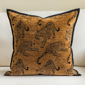 2025 salon canapé décoratif housse de coussin lumière luxe rétro vert série jeter taie d'oreiller Style français du milieu du siècle - Product Image 6