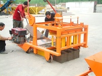 Bloc moteur diesel de sortie QMR4-45 500-600 pièces/heure et machine de fabrication de briques en République démocratique du Congo