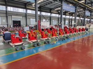 Outil d'usinage hydraulique entièrement automatique à double axe de grande envergure pour les tambours de frein des véhicules minières - Product Image 2