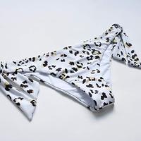 Ensemble bikini d'été 2 pièces pour femme, dos nu, design évidé, bas string, matière écologique, teinture unie, protection UV, amovible