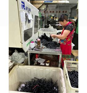 Usine de boucle en plastique de couleur personnalisée à prix bon marché, vente directe de boucle coulissante en plastique tri glide pour accessoires de sac - Product Image 6