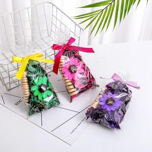 Sachet de <span class=keywords><strong>fleurs</strong></span> séchées de haute qualité pour voiture, parfum naturel de plantes, flocons de bois fumé - Product Image 1