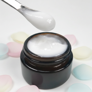 Crema Notte Illuminante Vegana OEM/ODM all'Ingrosso 1kg - Idratante, Nutriente con Ialuronato di Sodio - Product Image 2
