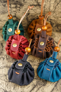 Wholesale Vintage Genuine <strong>Crazy</strong> Horse Leather Drawstring <strong>Earphone</strong> Storage Pouch Small Mini Car Key Chain Wallet - Product Image 6