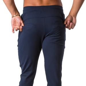 Pantalon de jogging décontracté pour homme, coupe ajustée, taille mi-haute, devant plissé, cordon de serrage à la cheville, extensible dans les quatre sens, uni, teint, respirant - Product Image 6