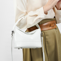 Sacs en cuir OEM pour femmes, marque de luxe, pochettes élégantes, sacs à bandoulière minimalistes pour dames