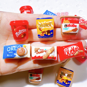 Miniaturas de Comida de Resina, Chocolate, Caramelos, Accesorios para Manualidades, Decoraciones de Base Plana para la Creación de Joyería para el Cabello de Niños - Product Image 1