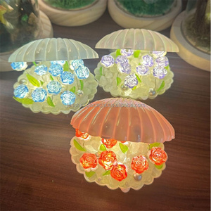 Trang trí phòng ngủ bạn gái handmade Quà Tặng Ngày Valentine màu hồng hoa hồng ánh sáng ban đêm đèn bàn Hoa vật liệu tự làm - Product Image 5
