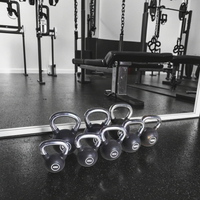 Kettlebell de compétition avec logo personnalisé, 4 kg à 48 kg, en PU avec poignée chromée pour la salle de sport, la remise en forme et les compétitions