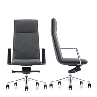 Chaise de bureau de direction ergonomique en cuir à dossier haut au design moderne avec cadre en aluminium ventilé et réglage en hauteur